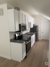 Building Photo - 932 Bross St