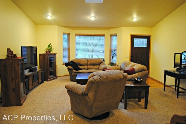 Building Photo - 3 br, 2 bath House - 3026 Glenhaven Dr