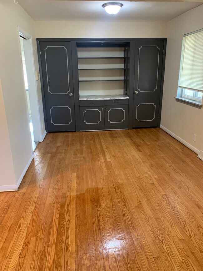 Foto del edificio - 4548 N 92nd St