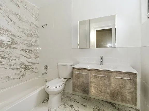 Building Photo - Cypress Hills, unique and distinctive 1 Bedroom