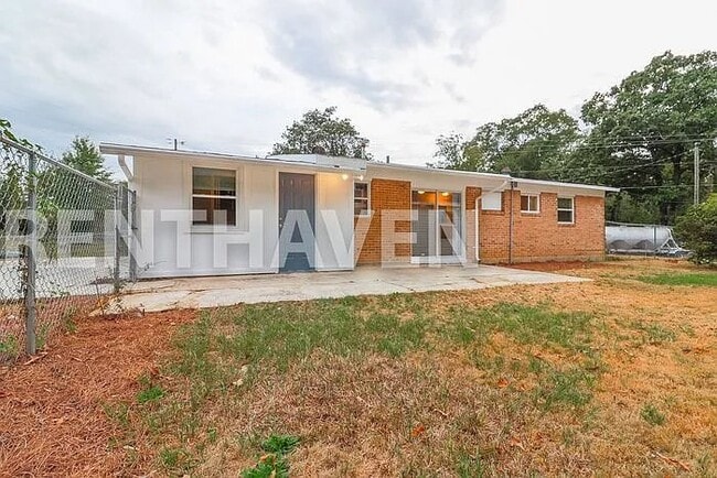 Building Photo - 301 Oregon Trail