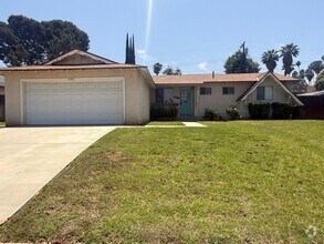 Building Photo - 1247 Fulbright Ave