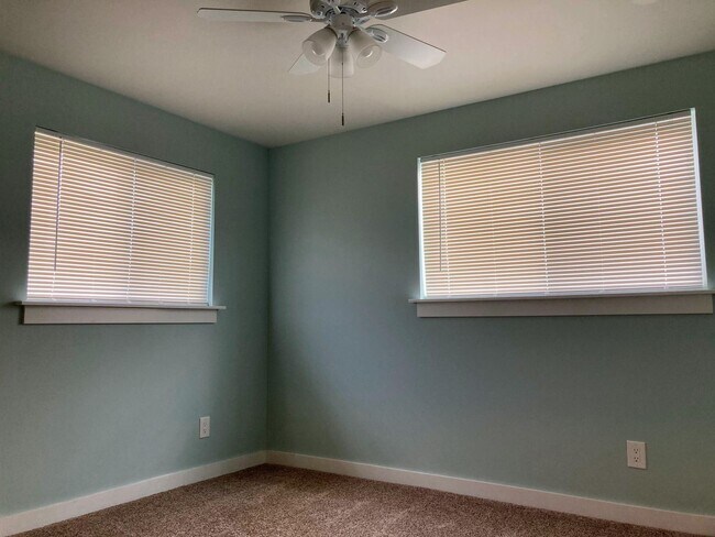 Foto del edificio - 2 br, 2 bath House - 446 E Central Ave