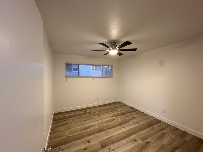 Foto del edificio - 74-88 N Laurel St. Apartments