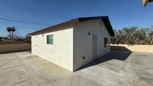 Foto del edificio - 81406 S Palo Verde Dr
