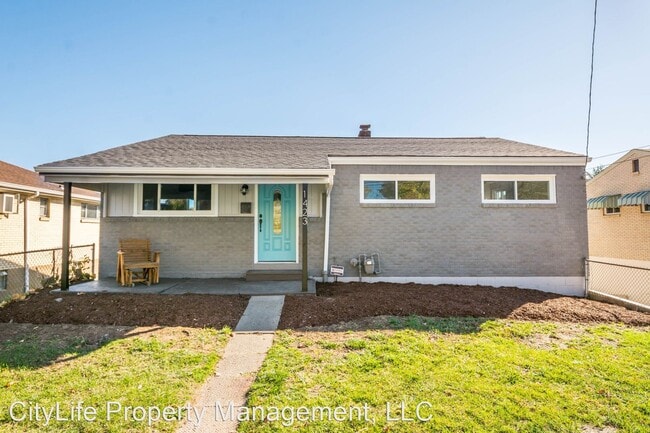Building Photo - 3 br, 2 bath House - 1423 Tyndall St, Pitt...