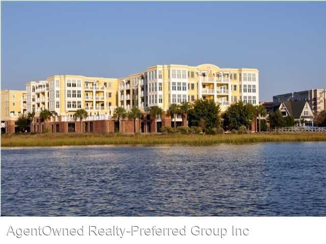 Building Photo - 3005 Bridge View Dr