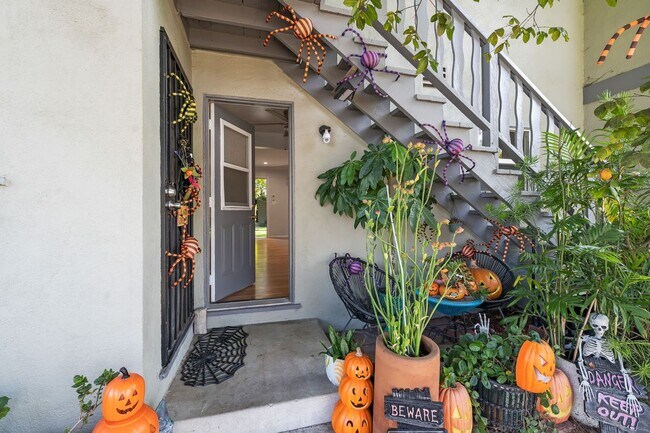 Foto del edificio - 3720 W Chandler Blvd