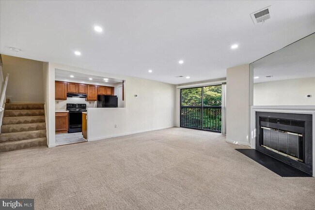 Building Photo - 9793 Hellingly Pl