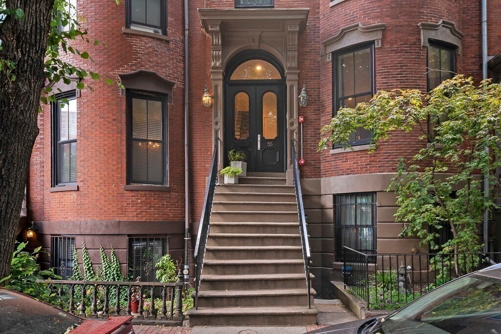Primary Photo - 55 E Springfield St
