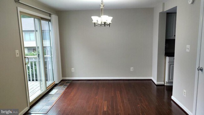 Foto del edificio - 35 Eastford Ct
