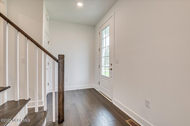 Building Photo - 2206 Pilot St