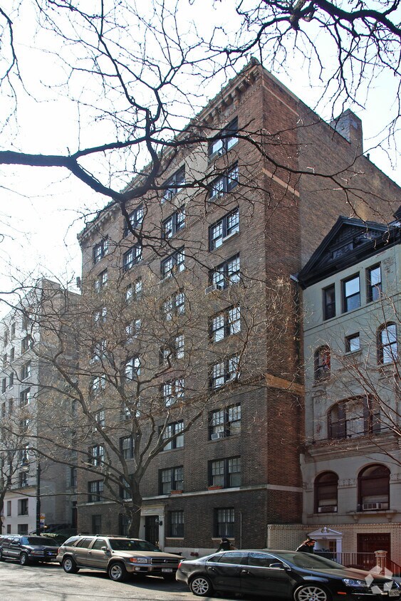 Primary Photo - 110 W 69th St