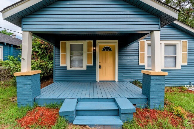 Foto del edificio - Updated 1 Bed/1 Bath Cottage in Harrisburg Neighborhood - Close to Downtown and Medical District