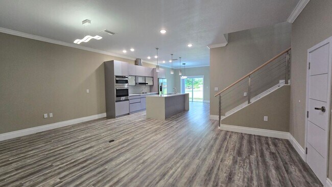 Foto del edificio - Beautiful and Modern 4 bed 3.5 Bath Townho...