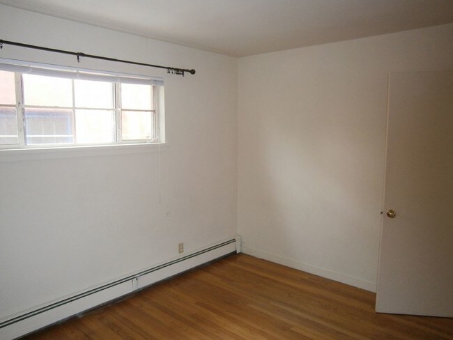 Foto del edificio - 308 West Gomez Road