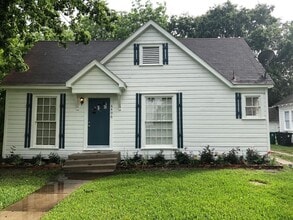 Building Photo - 6406 Stratton St