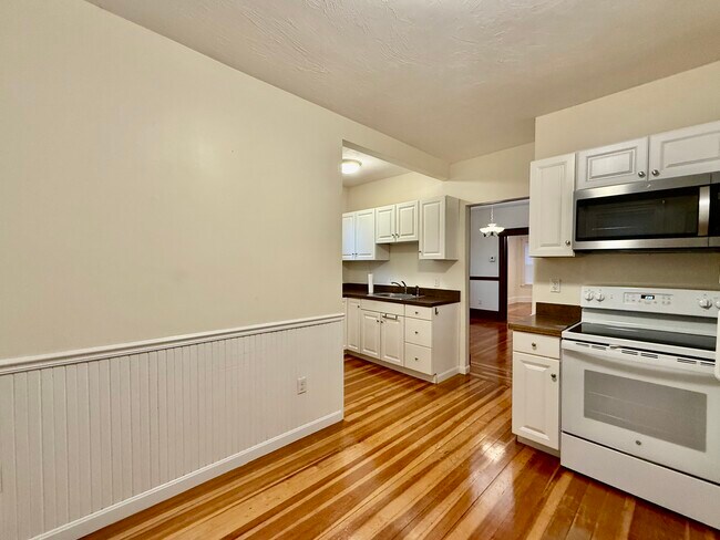 Foto del edificio - 29 Bromfield Rd