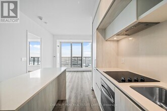 Building Photo - 2 David Eyer Rd