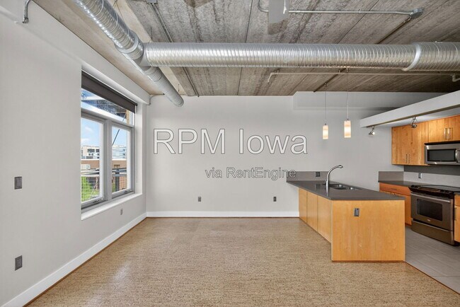 Foto del edificio - 309 E 5th St