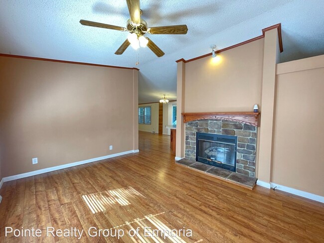 Building Photo - 3 br, 2 bath House - 202 Mallard Dr.