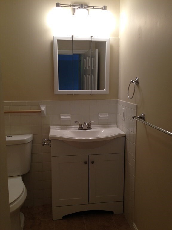 151 Bittersweet Ln Unit 226, Randolph, MA 02368 Condo for Rent in