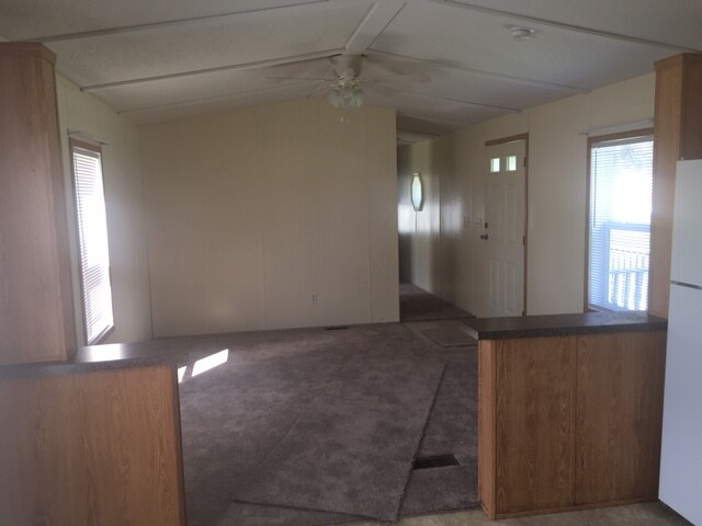 Building Photo - 47 Noble Ln