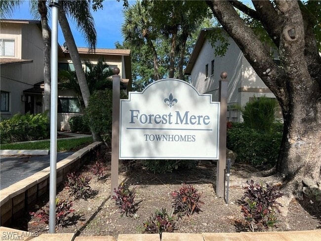 Building Photo - 26586 Southern Pines Dr