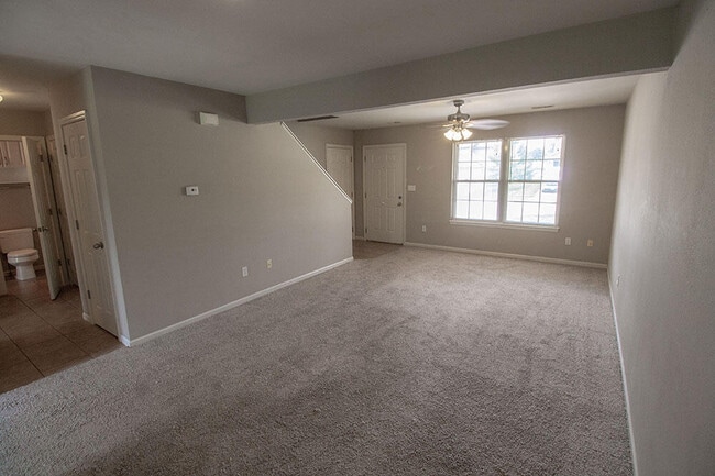 Foto del edificio - 4006 Snowy Owl Dr