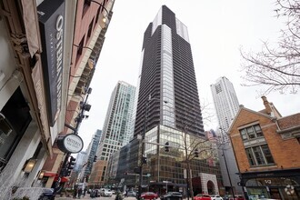 Building Photo - 10 E Ontario St