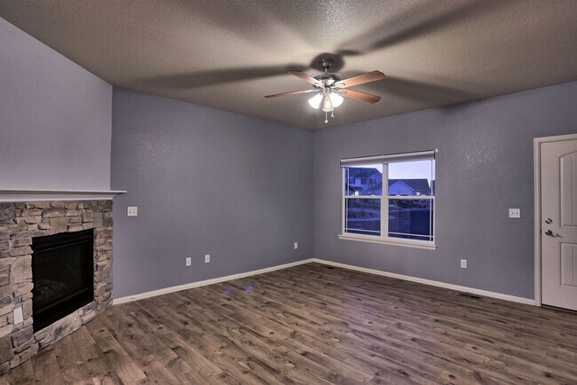 Foto del edificio - 4 Bedroom Home in East Windsor