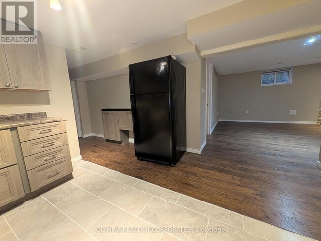 Building Photo - 5864 Keith St