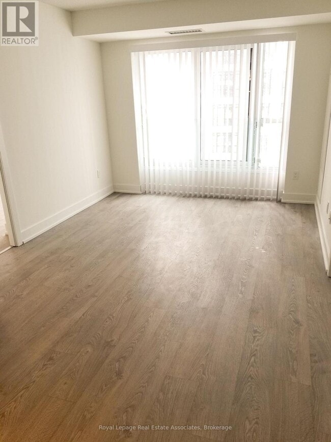 Building Photo - 7 Mabelle Ave