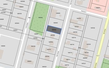 Building Photo - 318 10th St