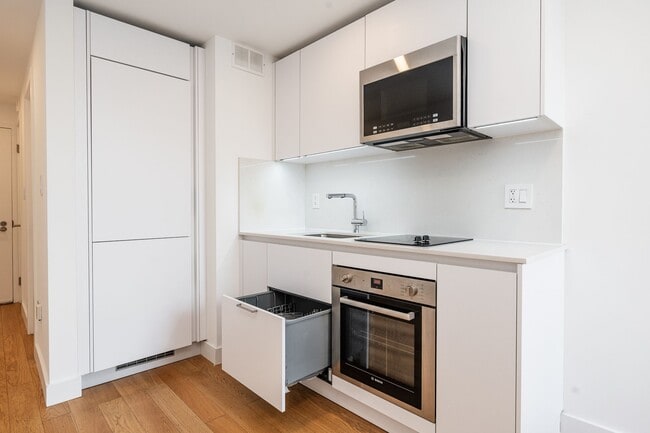 Photo du bâtiment - 800 Richmond St W