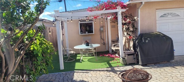 Foto del edificio - 4436 W 165th St