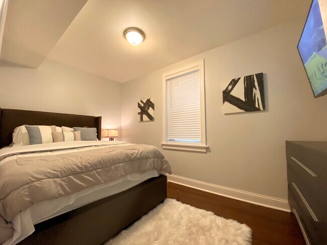 Foto del edificio - 3125 W 41st Pl