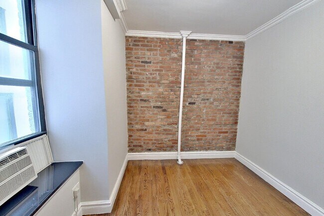 Foto del edificio - 432 E 13th St