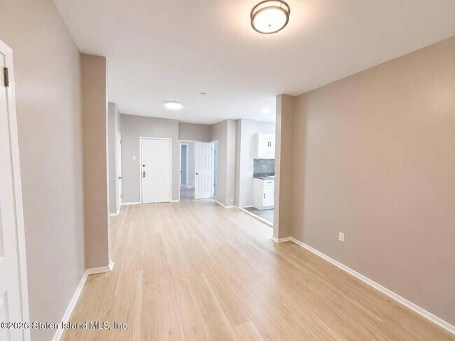 Foto del edificio - 2477 Nostrand Ave