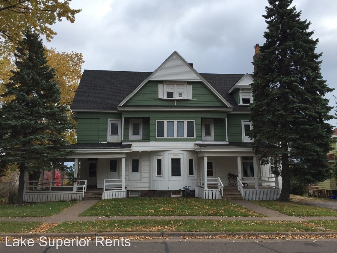 Foto principal - 1728 E 3rd St