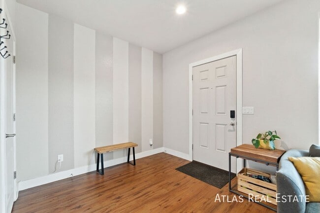 Foto del edificio - 13600 Garfield St