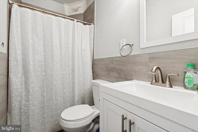 Foto del edificio - 4024 Parkside Ave