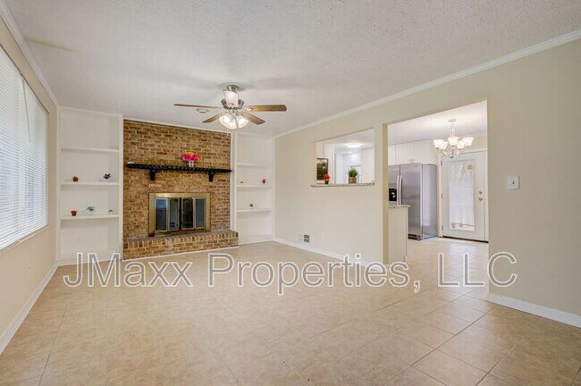 Building Photo - 10173 Westview Dr SW