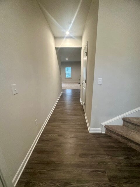 Building Photo - Spacious Townhome Offering Comfort, Style, and Prime Nashville Convenience