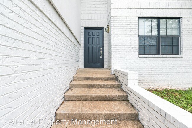 Building Photo - 4 br, 3.5 bath House - 9225 S Fulton Ave