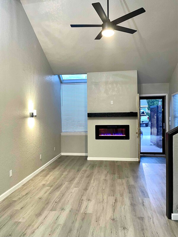Building Photo - 1317 Catalpa Ln