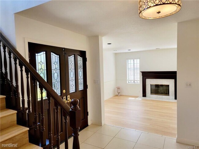 Building Photo - 4 br, 3 bath House - 3421 Haven Way