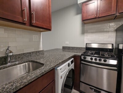 Building Photo - 454 W Barry Ave