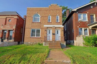 Building Photo - 3754 Dunnica Ave