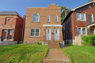 Building Photo - 3754 Dunnica Ave